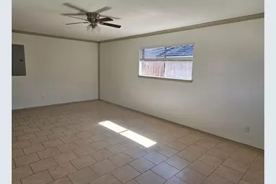 1907 Avenue C, Katy, TX 77493 - Photo 8