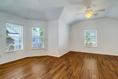 1702 Redwing Cove Drive, Houston, TX 77009 - Photo 8