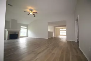 18122 Cypress Valley Ln, Cypress, TX 77429 - Photo 2