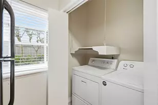 7743 Cambridge St, Houston, TX 77054 - Photo 12