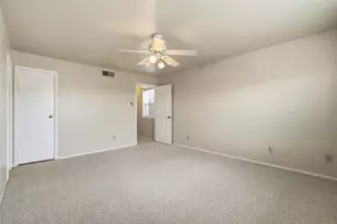 7743 Cambridge St, Houston, TX 77054 - Photo 16