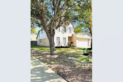 8426 Woodland Knoll Lane, Cypress, TX 77433 - Photo 2