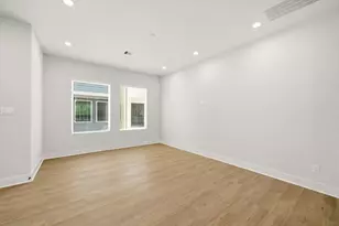 1398 Cedar Post Ln, Houston, TX 77055 - Photo 16