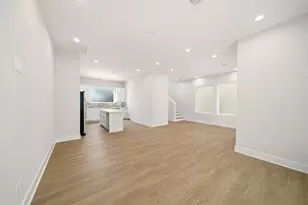 1398 Cedar Post Ln, Houston, TX 77055 - Photo 10