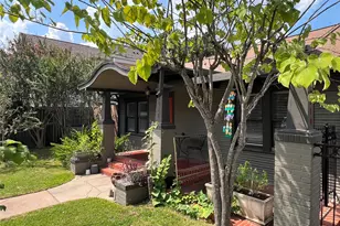 1518 Indiana St, Houston, TX 77006 - Photo 2