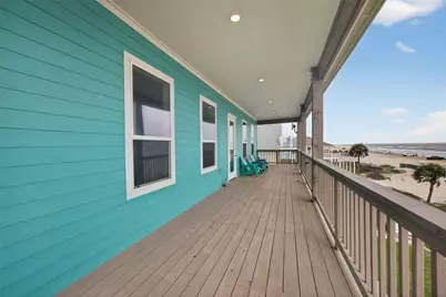 1410 Gulf, Crystal Beach, TX 77650 - Photo 8