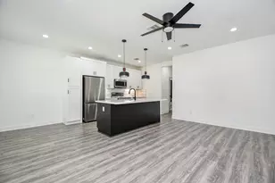 9734 Pelsey St, Houston, TX 77029 - Photo 4