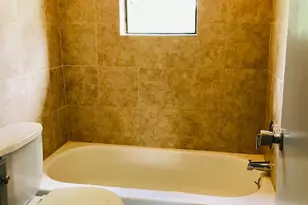8717 Spaulding St, Houston, TX 77016 - Photo 6
