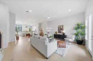 1715 Bologna Ln, Houston, TX 77055 - Photo 8