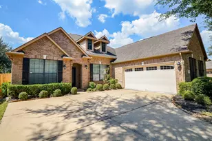 614 Coggins Point Way, Sugar Land, TX 77479 - Photo 4