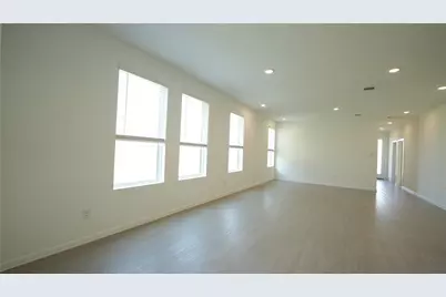 27203 Finland Sands Dr, Katy, TX 77493 - Photo 6