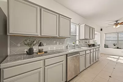 16315 April Ridge Drive, Houston, TX 77083 - Photo 16