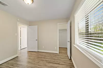 119 Wood Hollow Drive, League City, TX 77573 - Photo 20