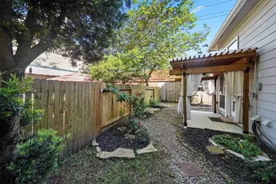 2351 Summit Way Court, Kingwood, TX 77339 - Photo 24