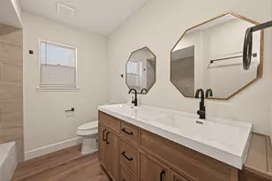 148 W Whitney St, Houston, TX 77018 - Photo 24