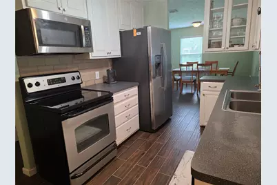 3632 W Meadow Lane, Dickinson, TX 77539 - Photo 14