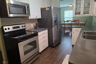 3632 W Meadow Ln, Dickinson, TX 77539 - Photo 14