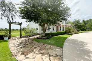 11718 W Border Oak Dr, Magnolia, TX 77354 - Photo 2
