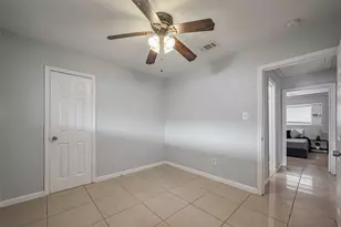 1939 N Campbell Rd, Houston, TX 77080 - Photo 18