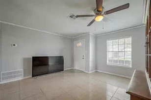 1939 N Campbell Rd, Houston, TX 77080 - Photo 6