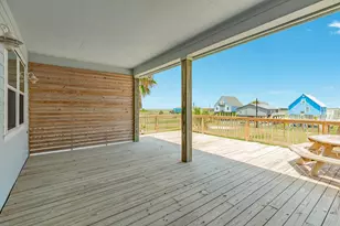 13219 Jolly Roger, Freeport, TX 77541 - Photo 12