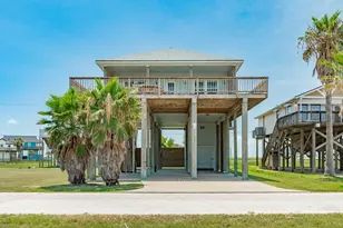 13219 Jolly Roger, Freeport, TX 77541 - Photo 12