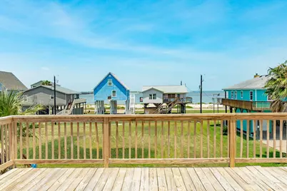 13219 Jolly Roger, Freeport, TX 77541 - Photo 14