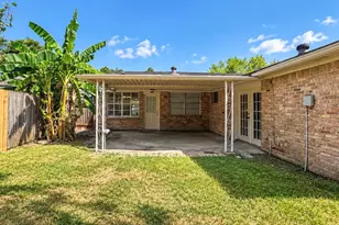 10911 Sageleaf Ln, Houston, TX 77089 - Photo 18