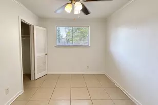 10911 Sageleaf Ln, Houston, TX 77089 - Photo 16