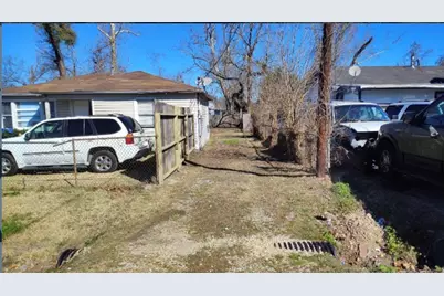 7509 Touchstone Street #B, Houston, TX 77028 - Photo 10