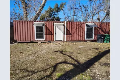 7509 Touchstone Street #B, Houston, TX 77028 - Photo 2