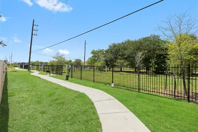 2916 Newloch Lane, Pearland, TX 77584 - Photo 26