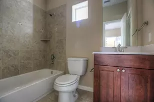 940 W 26th St, Houston, TX 77008 - Photo 14