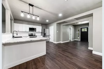 717 Cedar Lawn Drive, Alvin, TX 77511 - Photo 10