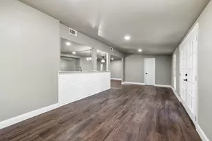 717 Cedar Lawn Dr, Alvin, TX 77511 - Photo 12