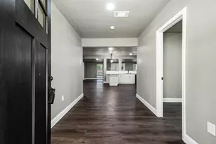 717 Cedar Lawn Dr, Alvin, TX 77511 - Photo 6