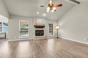 7911 Heathrow Ln, Spring, TX 77379 - Photo 6