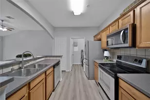 6607 Lake Woodlands Dr, The Woodlands, TX 77382 - Photo 14