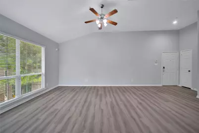 6607 Lake Woodlands Drive #333, The Woodlands, TX 77382 - Photo 10