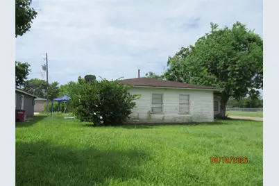 1755-57 Lynn Lane, Freeport, TX 77541 - Photo 2