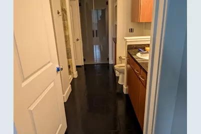 1901 Post Oak Boulevard #3215, Houston, TX 77056 - Photo 8