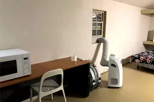 241 E Jackson St, Bartlett, TX 76511 - Photo 12