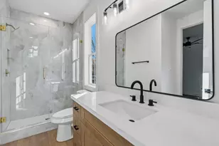 1140 W 16th St, Houston, TX 77008 - Photo 12