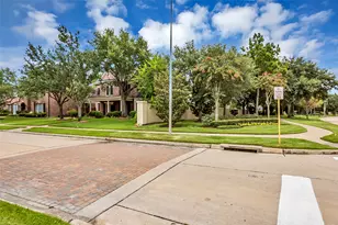 13902 Cantrelle Manor Ln, Cypress, TX 77429 - Photo 2