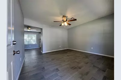 514 Bertloma Street, Pasadena, TX 77502 - Photo 4