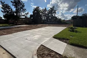 12311 Blue River Dr, Houston, TX 77050 - Photo 2