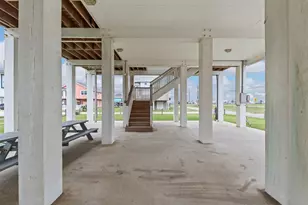 21325 Gulf Dr, Galveston, TX 77554 - Photo 30