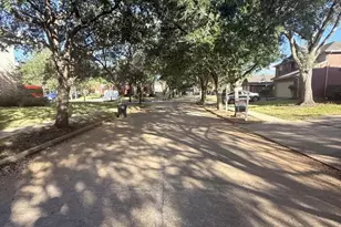 4410 Innsbrook Pl, Sugar Land, TX 77479 - Photo 2