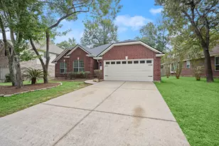 34 S Rambling Ridge Pl, Conroe, TX 77385 - Photo 1