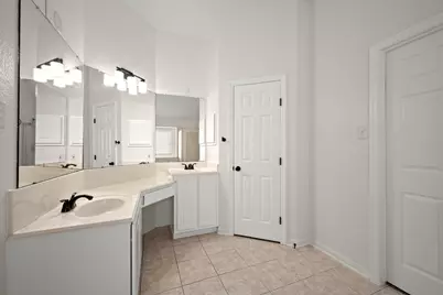 34 S Rambling Ridge Place, Conroe, TX 77385 - Photo 16